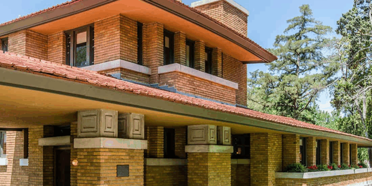 Exploring the World of Frank Lloyd Wright