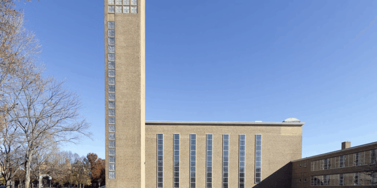 An Exploration of Saarinens Architectural Legacy